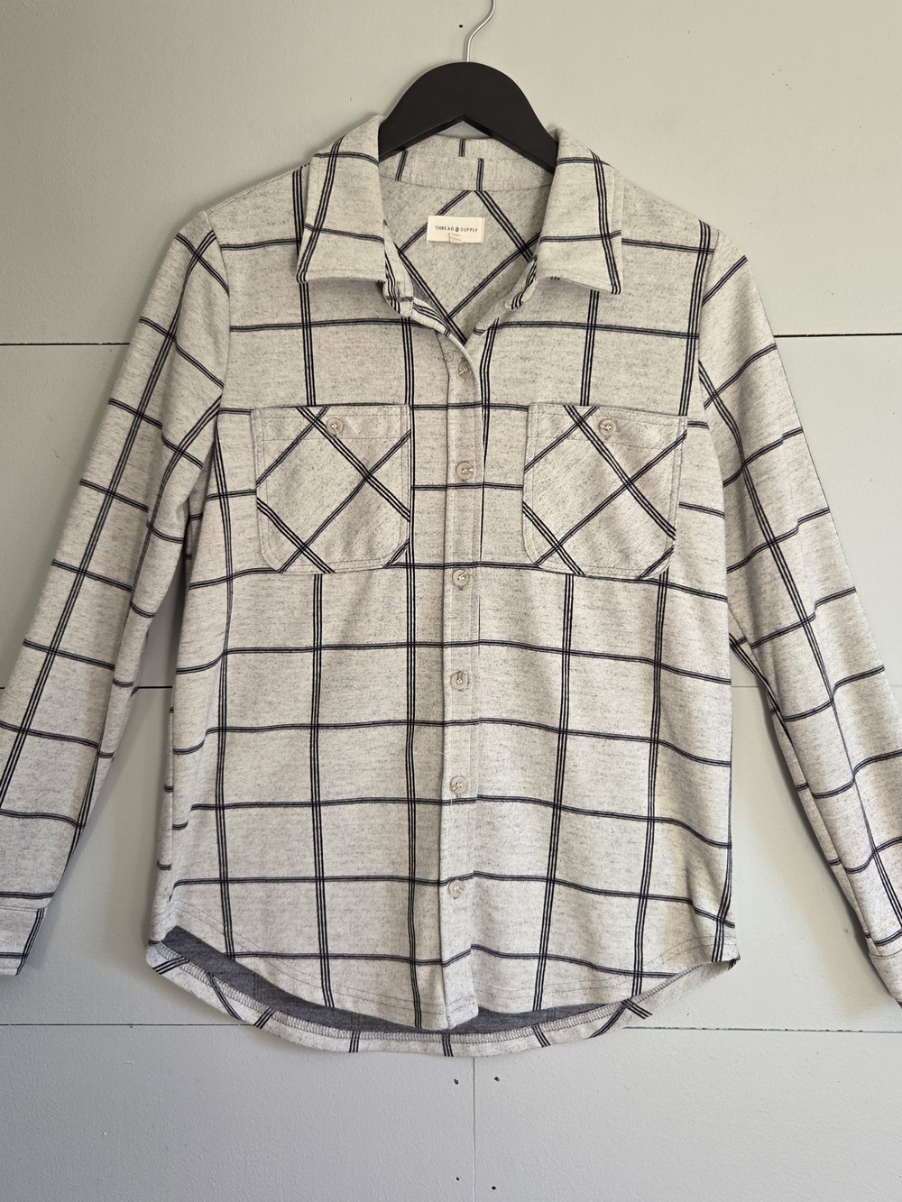 Thread & Supply Ivory Navy Plaid Collared Long Sleeve Button-Up Blouse Size S
